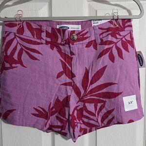 Old Navy Women's Magenta Leaf Print Shorts